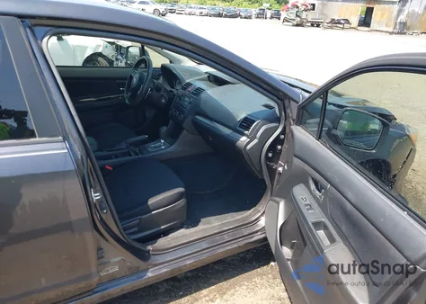 2013 Subaru Impreza Premium z USA, uszkodzony, nr VIN JF1GJAC66DH017786